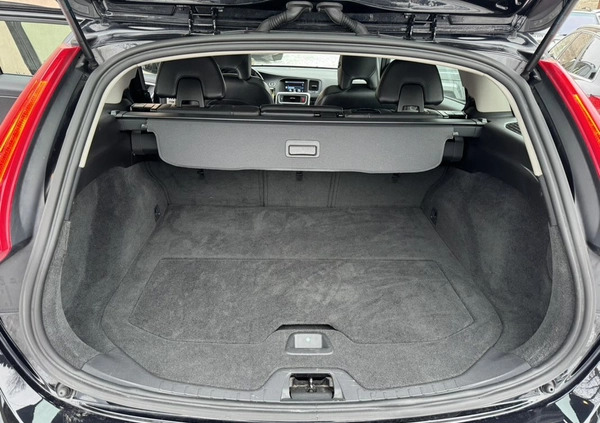 Volvo V60 cena 37900 przebieg: 248521, rok produkcji 2011 z Radom małe 352